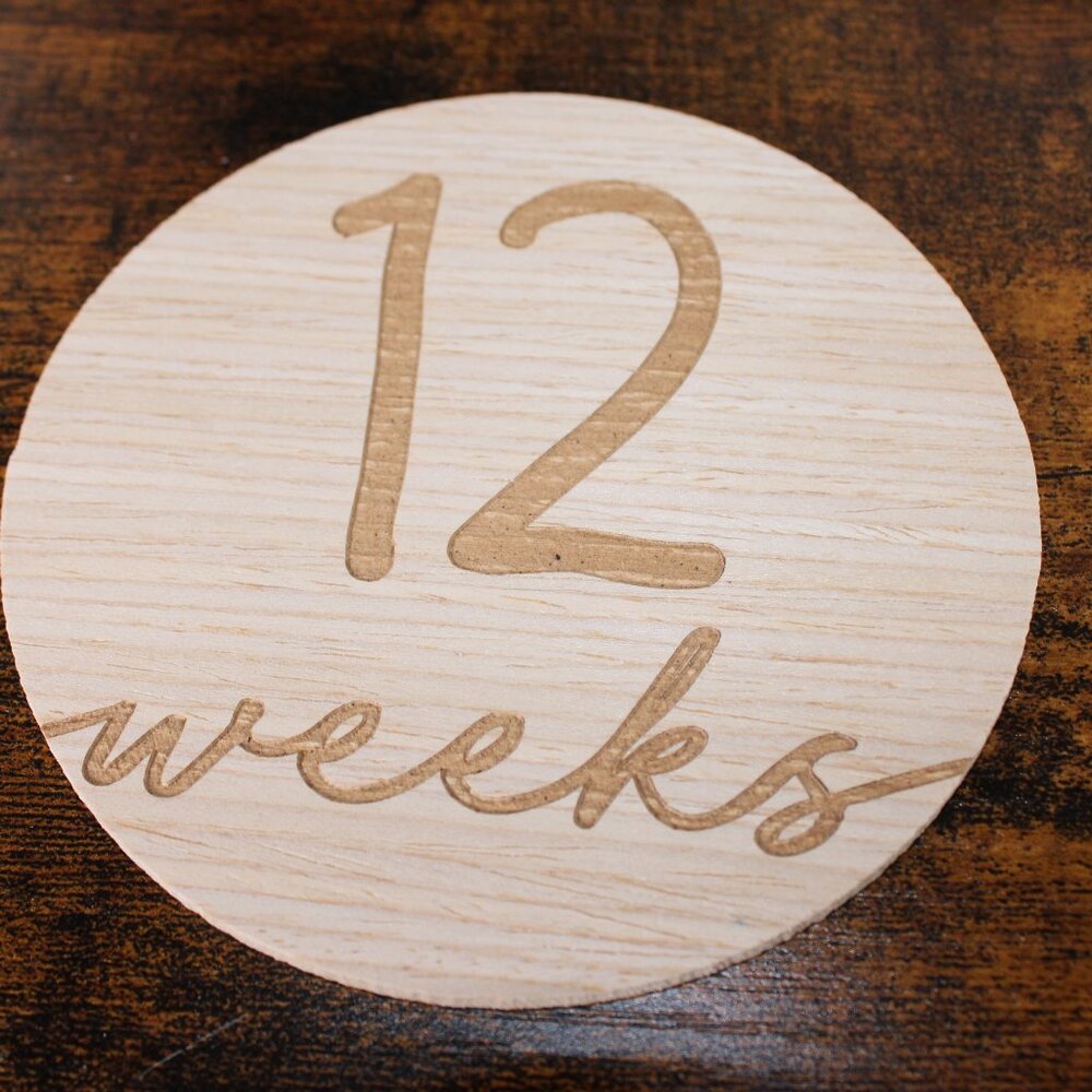 NWOT! Pregnancy/Maternity Wooden Weekly Growth Milestone Discs - Picture 5 of 15